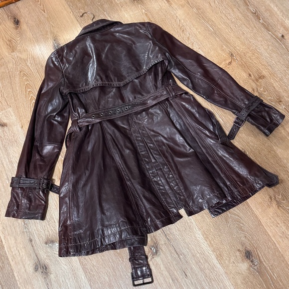 Burberry Burgundy Chocolate Brown Leather Trench Coat Size 38 (US 2) - Picture 6 of 6